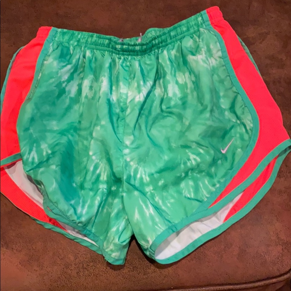 Nike dry fit size medium running short medium